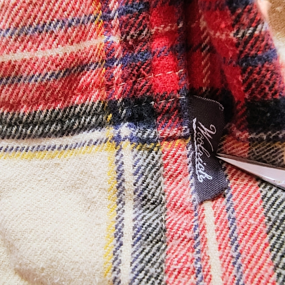 Woolrich Red & Tan Plaid Outdoor Hiking Fishing Flannel Casual Button Down Shirt - Picture 9 of 11